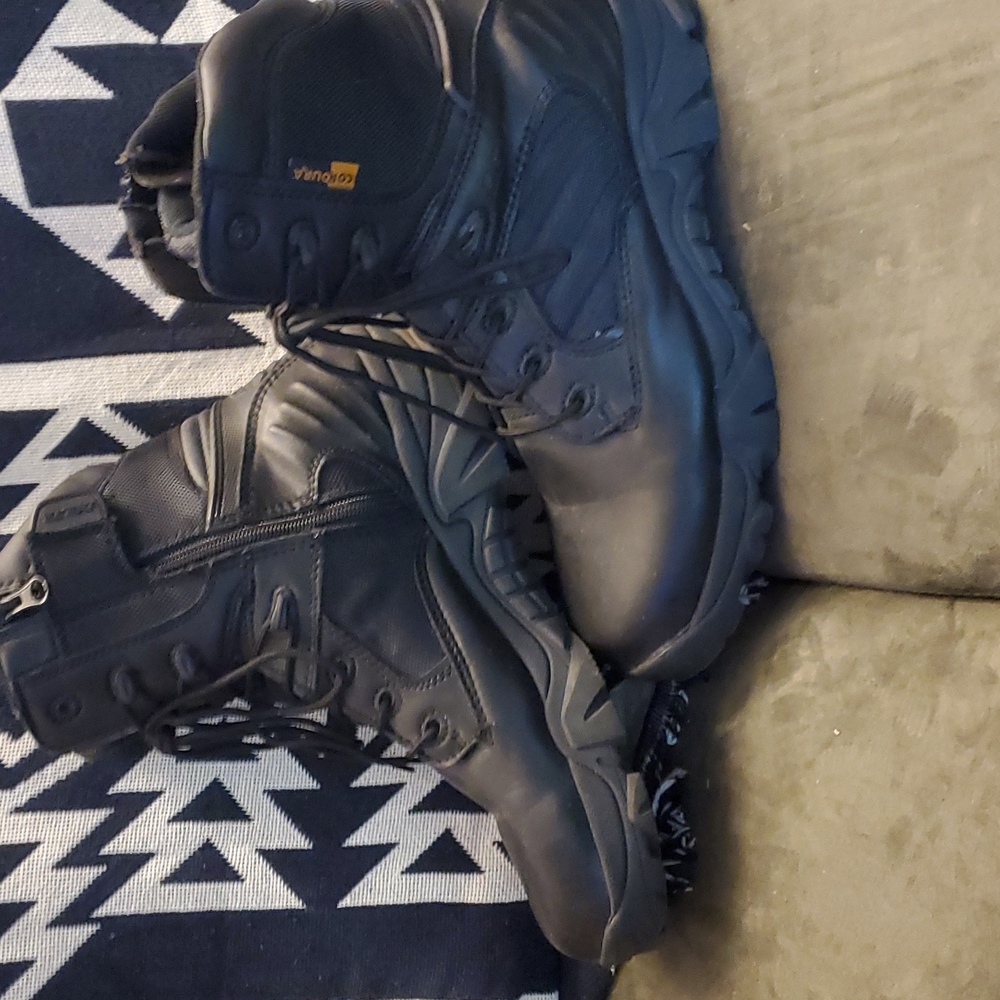 Sz.12 Side Zipper Tactical Boots-like new